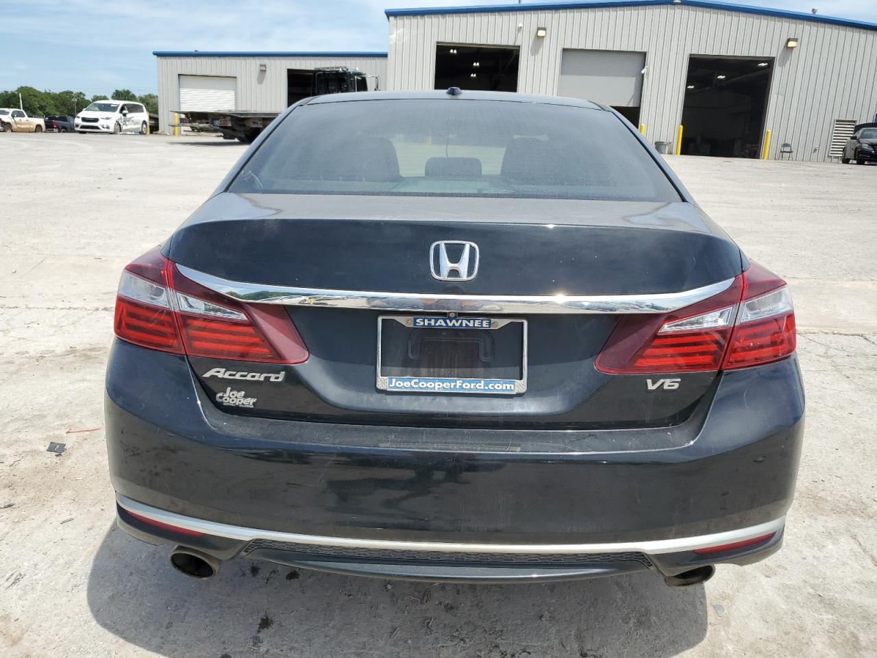 1HGCR3F89HA028744 HONDA ACCORD 2017