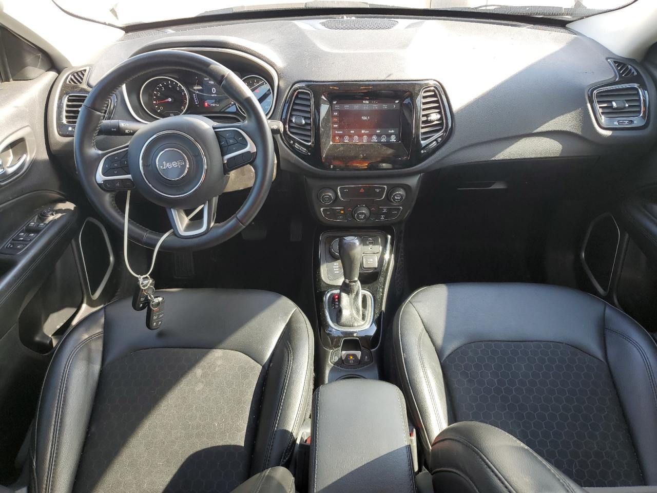 2019 Jeep Compass Latitude VIN: 3C4NJDBB2KT689750 Lot: 51062245