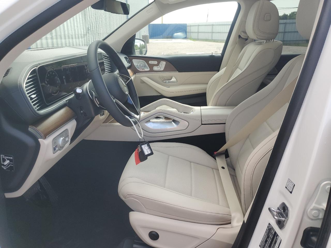 2025 Mercedes-Benz Gls 450 4Matic VIN: 4JGFF5KE2SB370660 Lot: 55674115