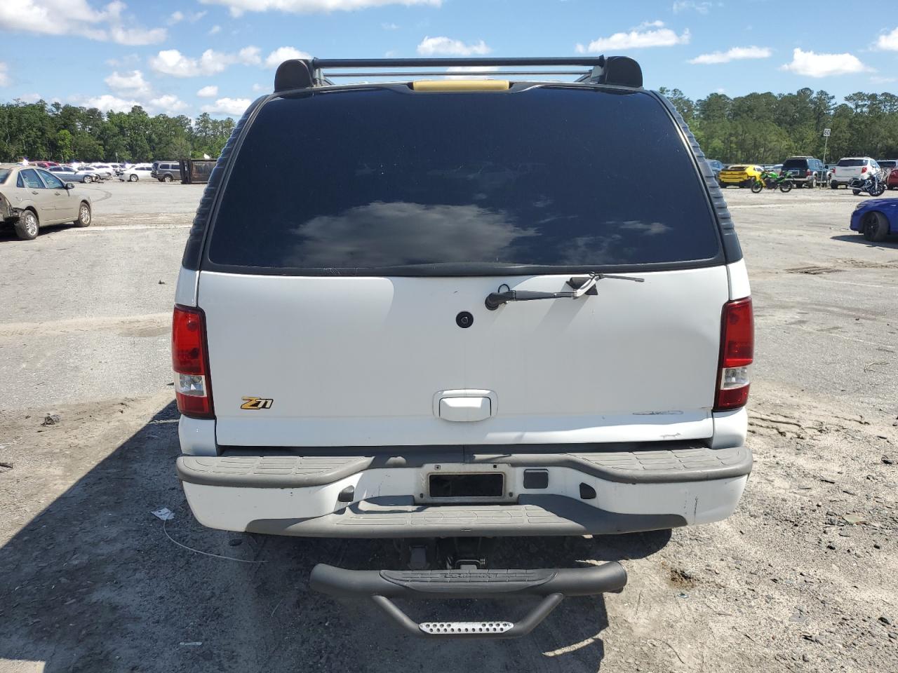 2004 Chevrolet Tahoe K1500 VIN: 1GNEK13Z34R235503 Lot: 56868385