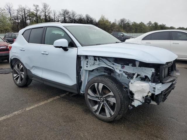  VOLVO XC40 PLUS 2024 Синий