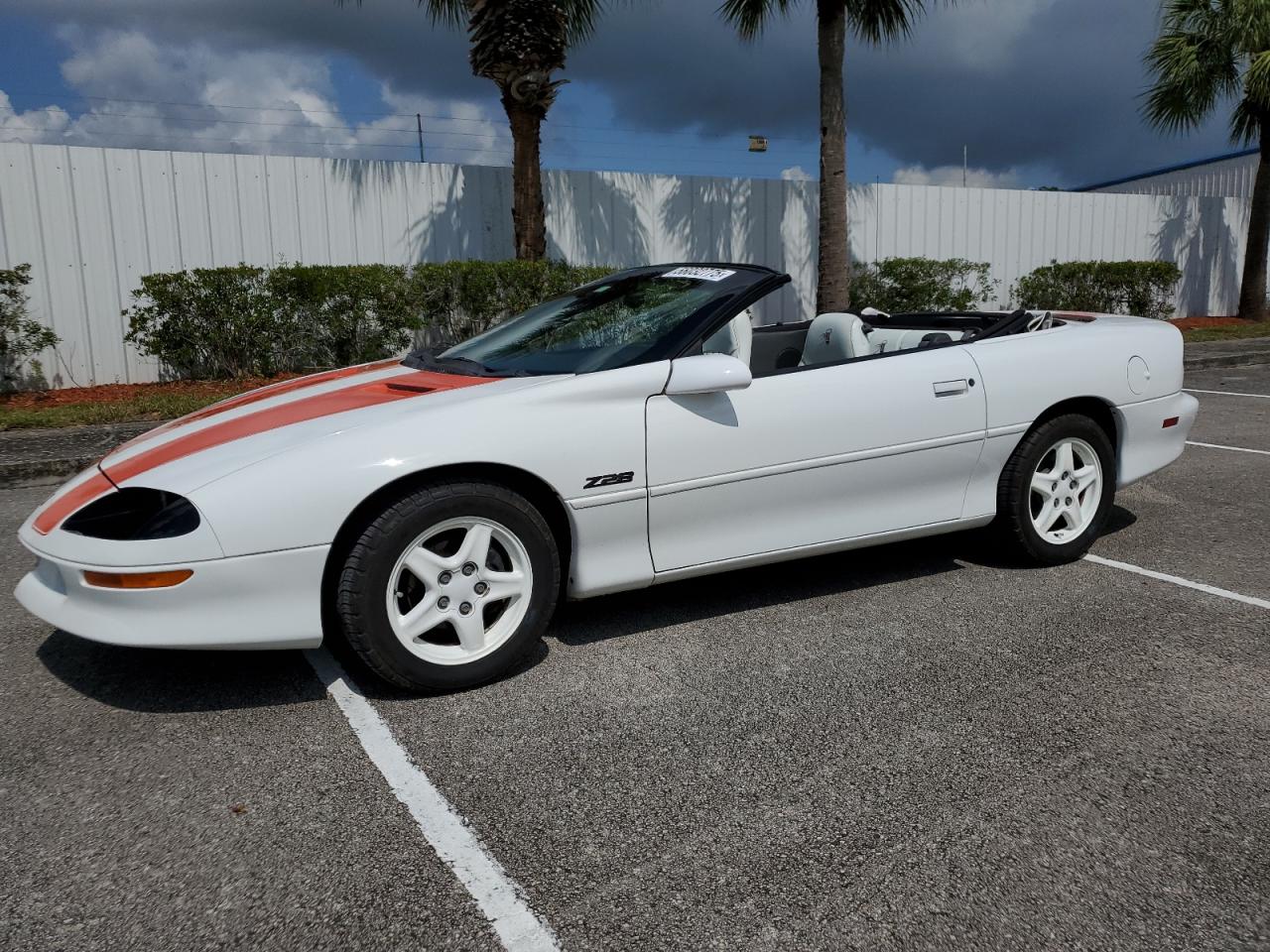 Fort Pierce, FL에서 판매 중인 1997 Chevrolet Camaro Z28 - Minor Dent/Scratches