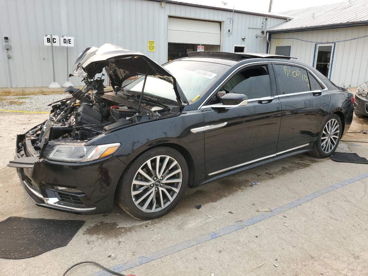 2017 Lincoln Continental Select