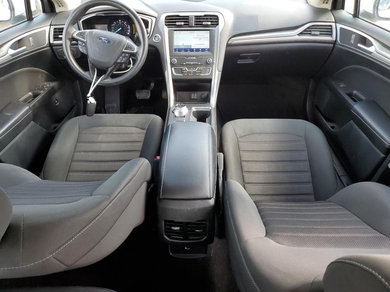 2020 Ford Fusion Se VIN: 3FA6P0LU4LR119104 Lot: 54043755