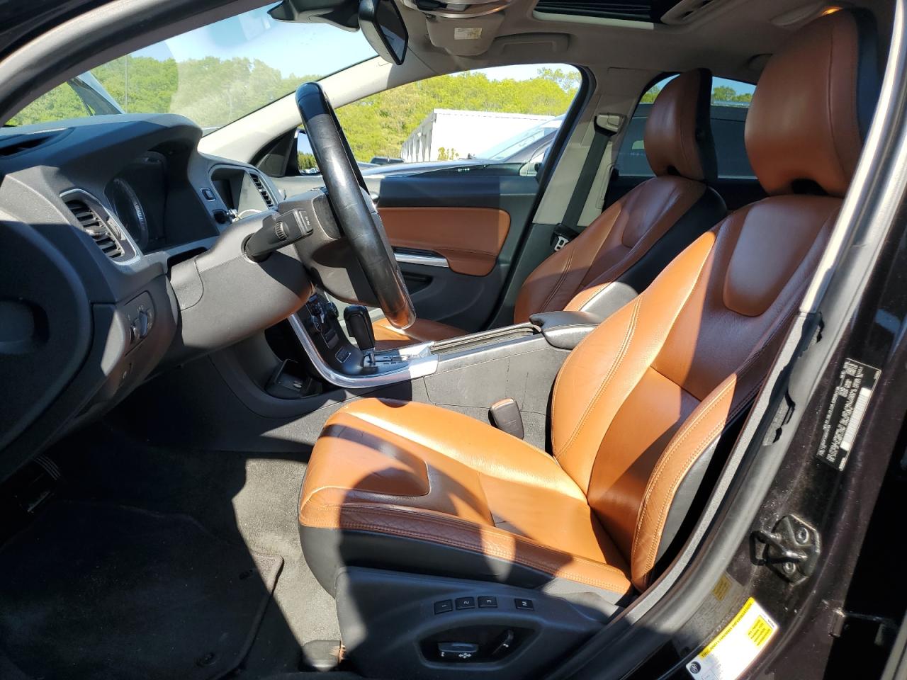 2011 Volvo S60 T6 VIN: YV1902FH3B2014704 Lot: 56225875