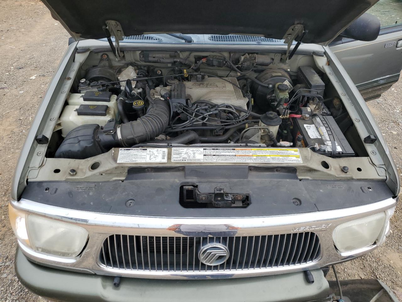 2000 Mercury Mountaineer VIN: 4M2DU86PXYUJ33520 Lot: 57087815