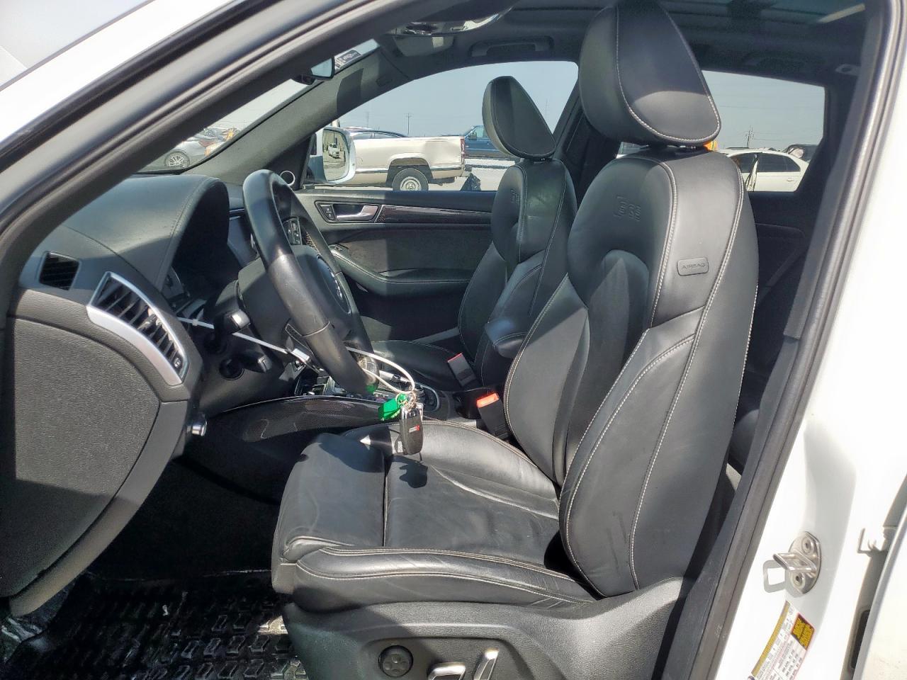 2016 Audi Sq5 Premium Plus VIN: WA1CCAFP0GA015076 Lot: 57091295