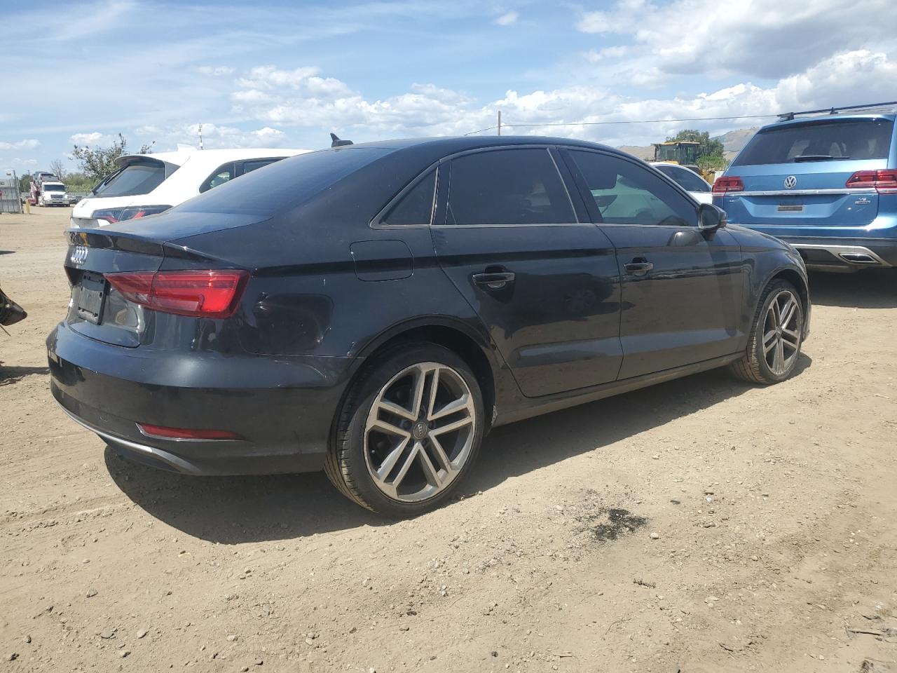 2017 Audi A3 Premium VIN: WAUAUGFF5H1037884 Lot: 56210105