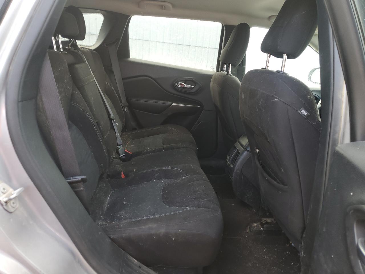 2019 Jeep Cherokee Latitude VIN: 1C4PJMCB3KD279116 Lot: 57139045