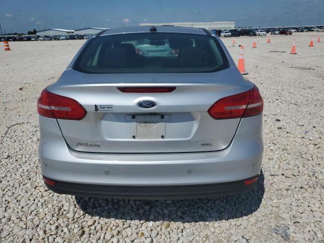 FORD FOCUS 2017 Srebrny