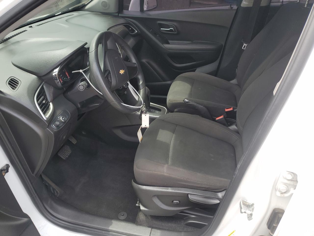2018 Chevrolet Trax Ls VIN: KL7CJKSB3JB527750 Lot: 57049335
