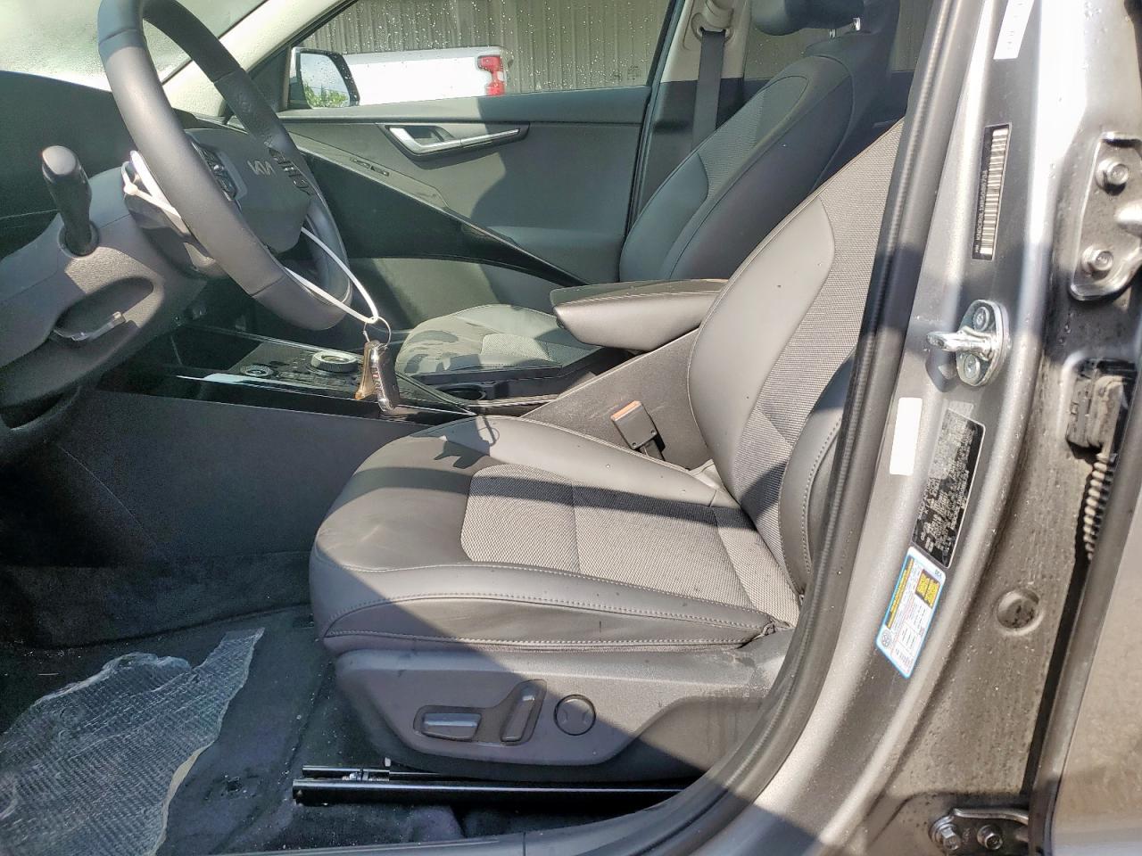 KNDCR3L1XR5086734 KIA NIRO WIND 2024
