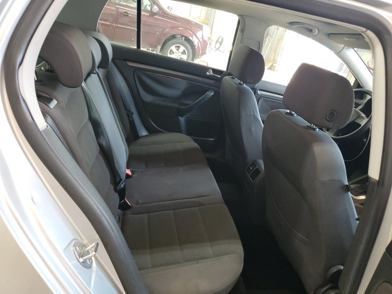 2006 Volkswagen Rabbit VIN: WVWDR71K06W203170 Lot: 55741895