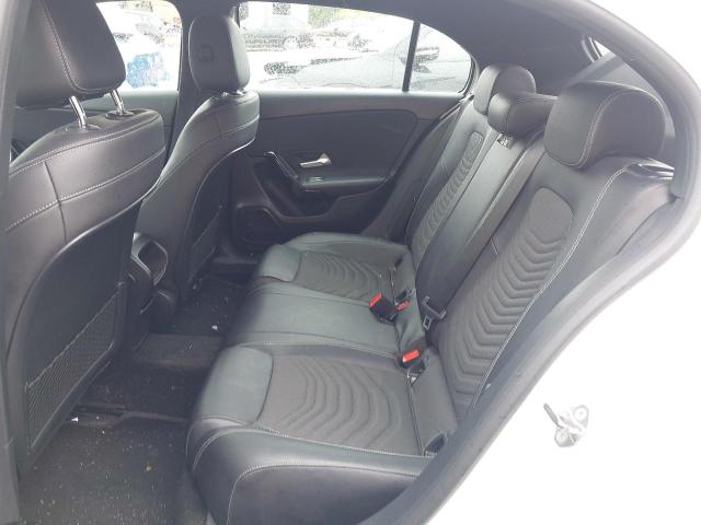 2019 MERCEDES-BENZ A 180 SE 