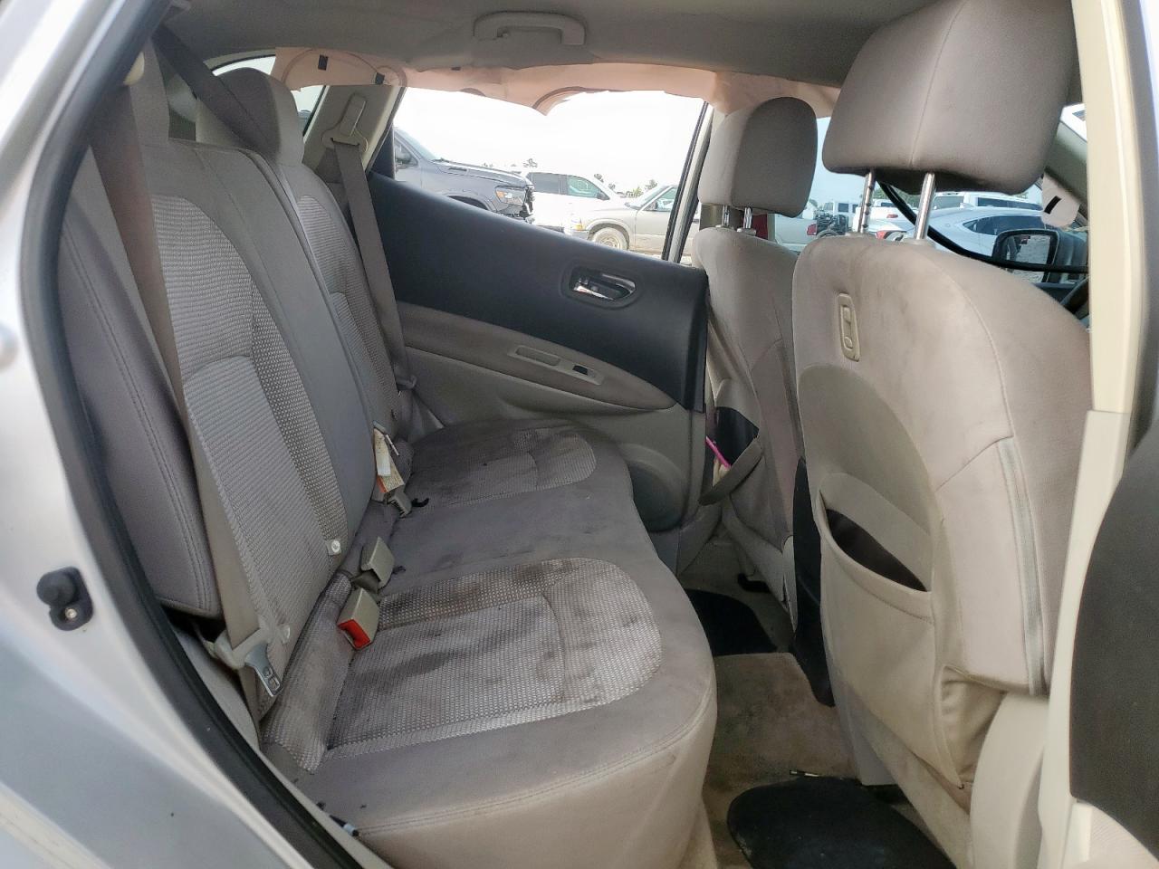 2011 Nissan Rogue S VIN: JN8AS5MT0BW166698 Lot: 56861115
