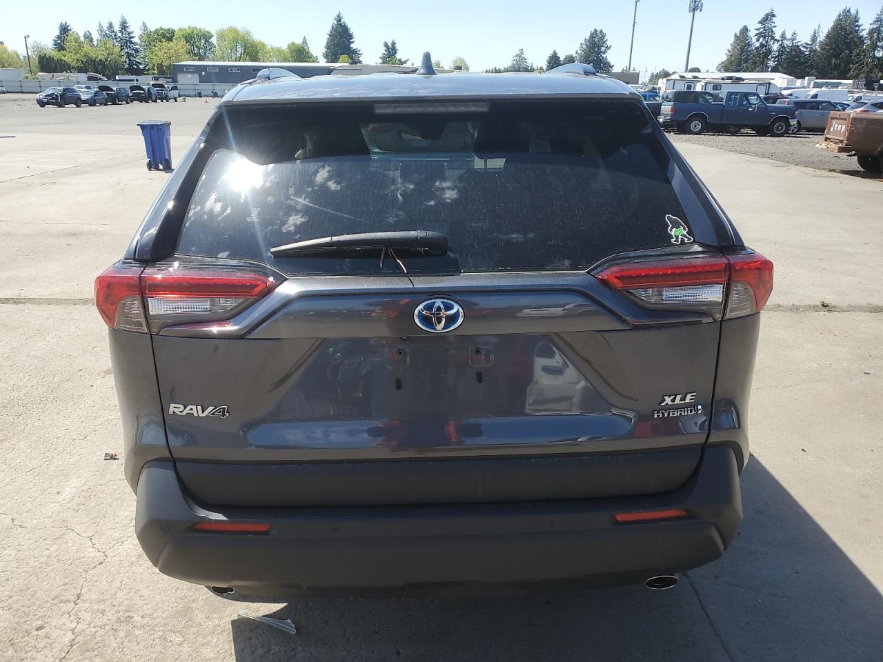 2022 Toyota Rav4 Xle Premium VIN: JTMB6RFV6ND522968 Lot: 55462695