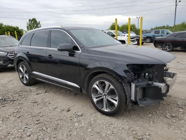  AUDI Q7 2021 Черный