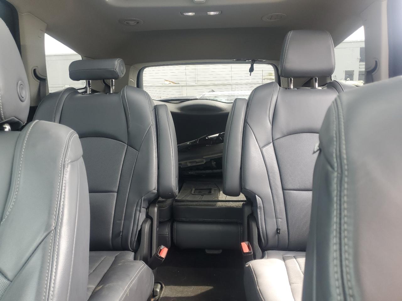2018 Buick Enclave Premium VIN: 5GAEVBKW4JJ126248 Lot: 58981925
