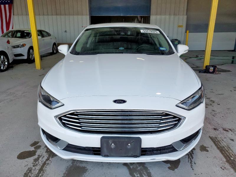  FORD FUSION 2018 Белый