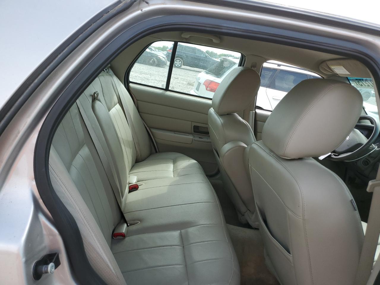 2011 Ford Crown Victoria Lx VIN: 2FABP7EV3BX170171 Lot: 57297275
