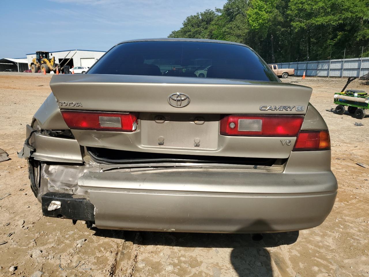 1999 Toyota Camry Le VIN: JT2BF28K4X0167277 Lot: 56972485