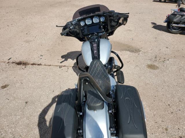  HARLEY-DAVIDSON FLHXS 2019 Серебристый