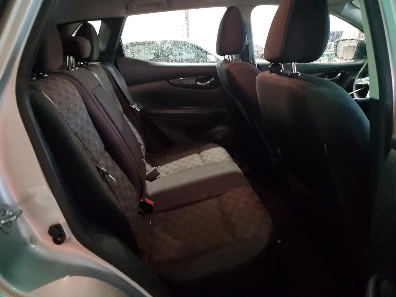 JN1BJ1CR5HW117378 NISSAN ROGUE 2017