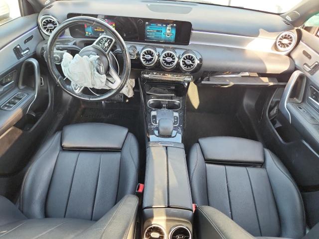  MERCEDES-BENZ A-CLASS 2019 Белый