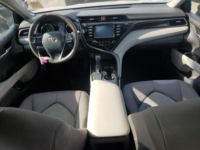  TOYOTA CAMRY 2019 Srebrny
