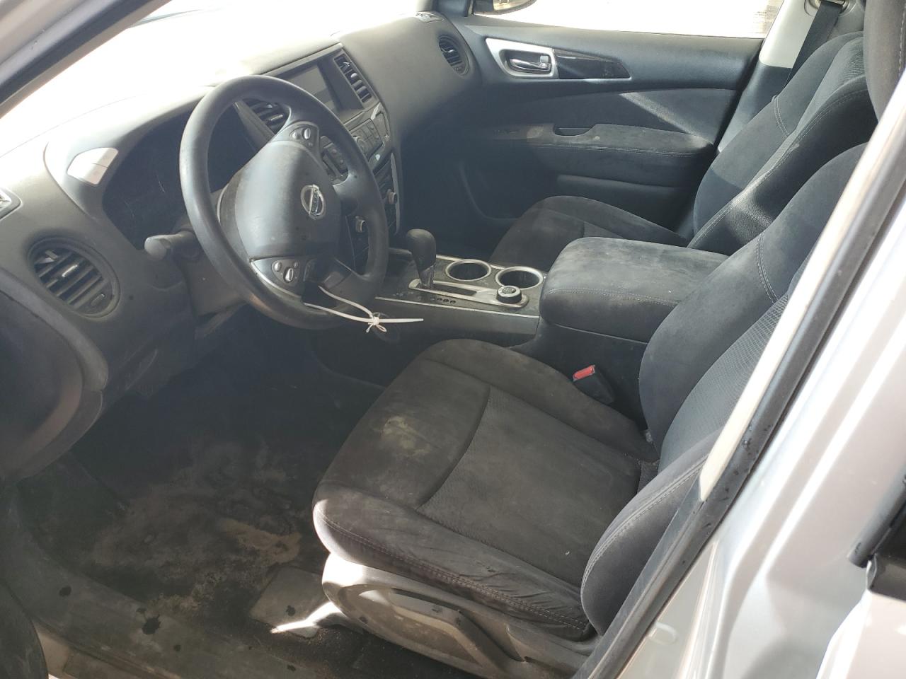 2015 Nissan Pathfinder S VIN: 5N1AR2MM1FC615050 Lot: 56037175