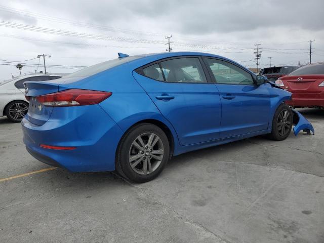  HYUNDAI ELANTRA 2018 Синий