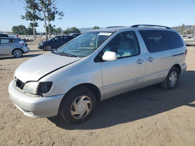 2003 Toyota Sienna Le