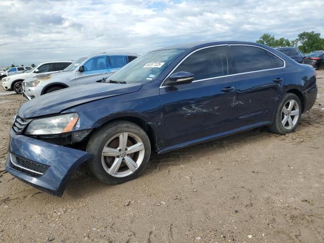 Sedans VOLKSWAGEN PASSAT 2012 Blue