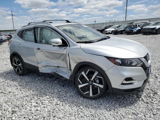  NISSAN ROGUE 2022 Srebrny