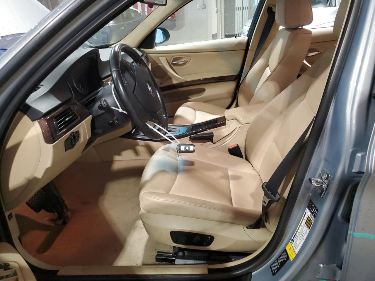 2006 BMW 325 Xi VIN: WBAVD13576KV09648 Lot: 56539975