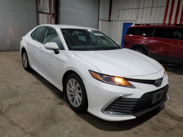  TOYOTA CAMRY 2021 White