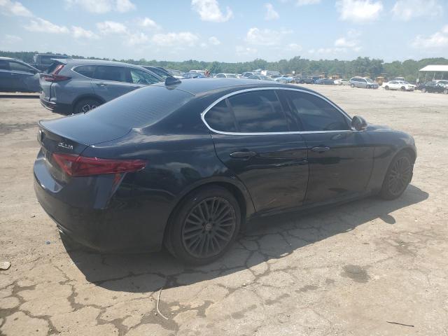  ALFA ROMEO GIULIA 2018 Чорний
