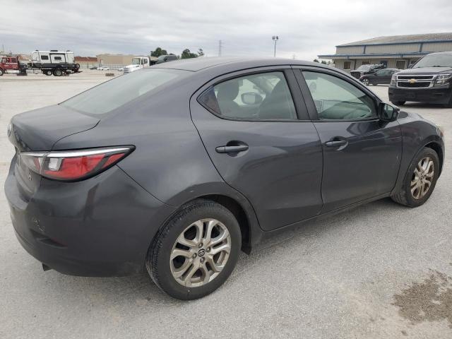 Sedans TOYOTA YARIS 2017 Gray