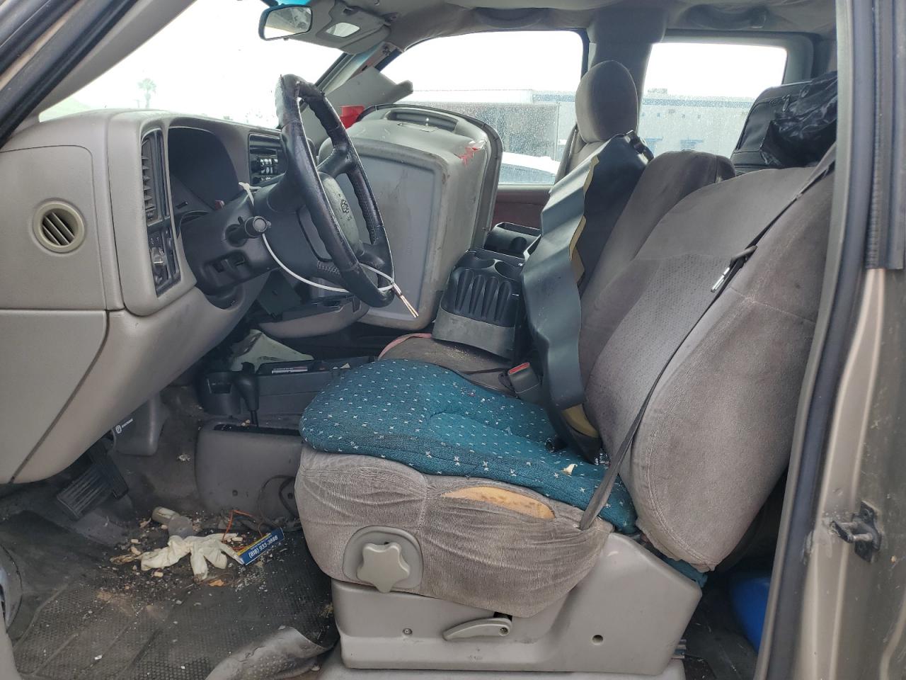 2000 Chevrolet Silverado K1500 VIN: 2GCEK19T0Y1113398 Lot: 56569575