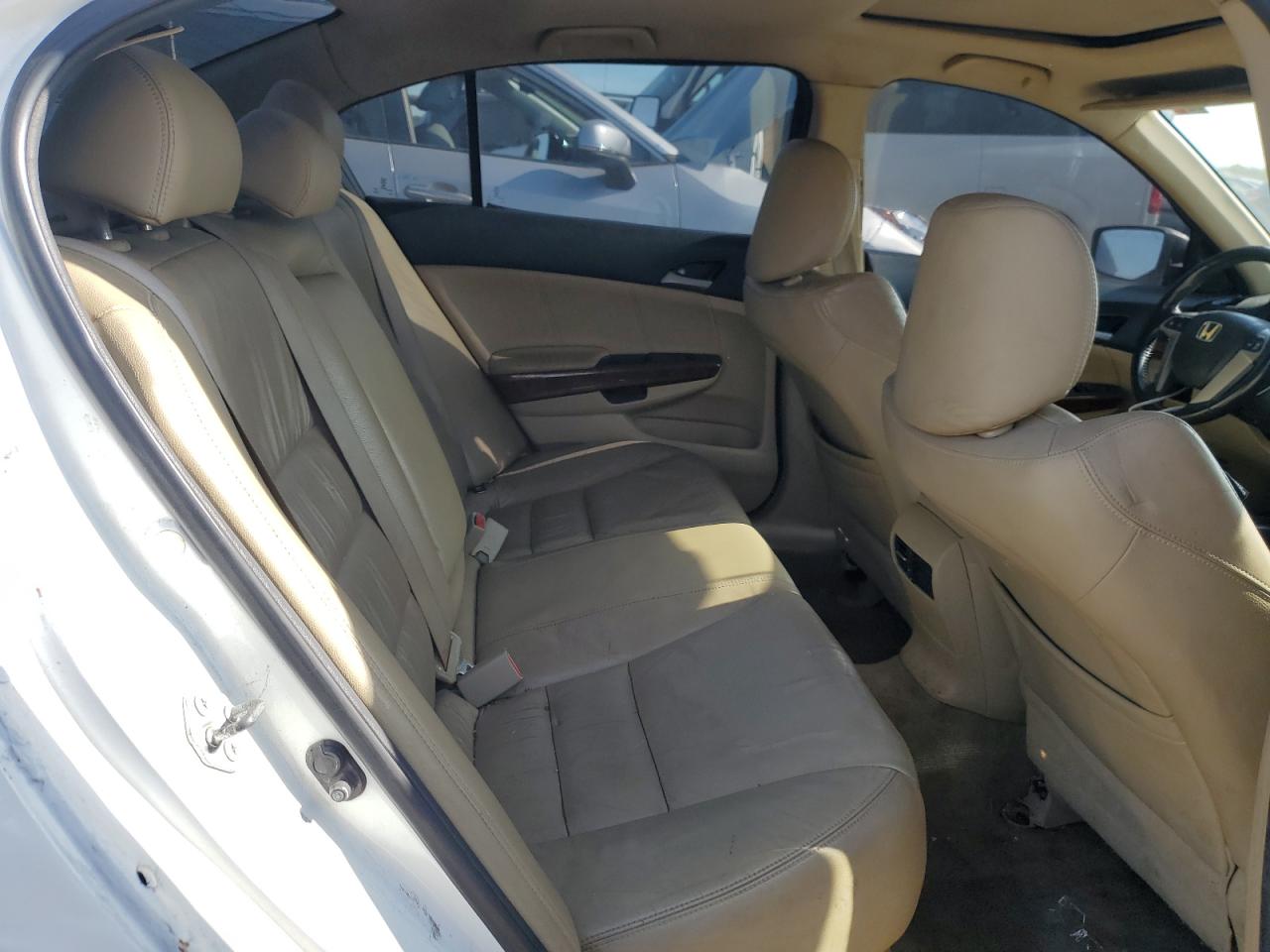 2011 Honda Accord Exl VIN: 1HGCP2F80BA058397 Lot: 56430685