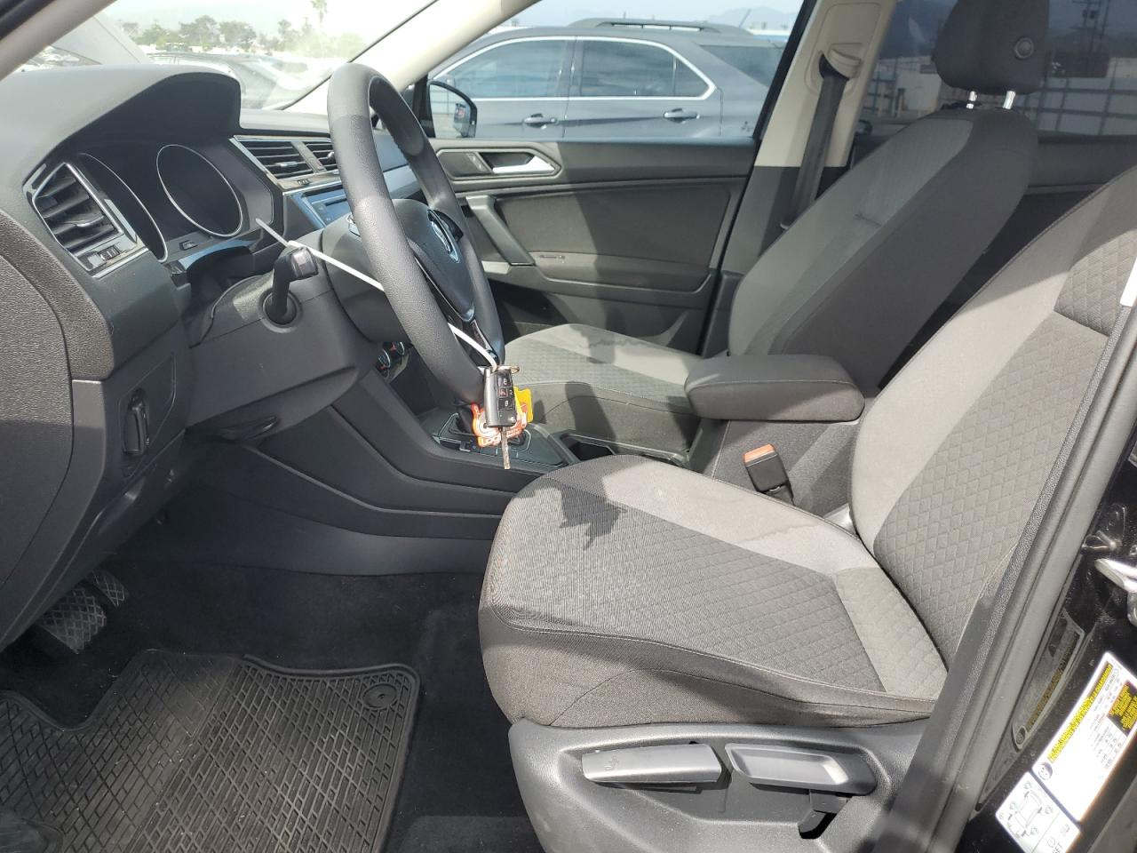 2019 Volkswagen Tiguan S VIN: 3VV1B7AX4KM149807 Lot: 57521035