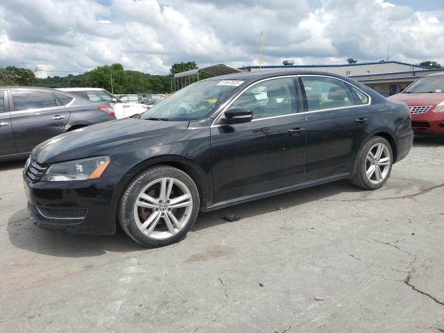 Sedans VOLKSWAGEN PASSAT 2014 Czarny