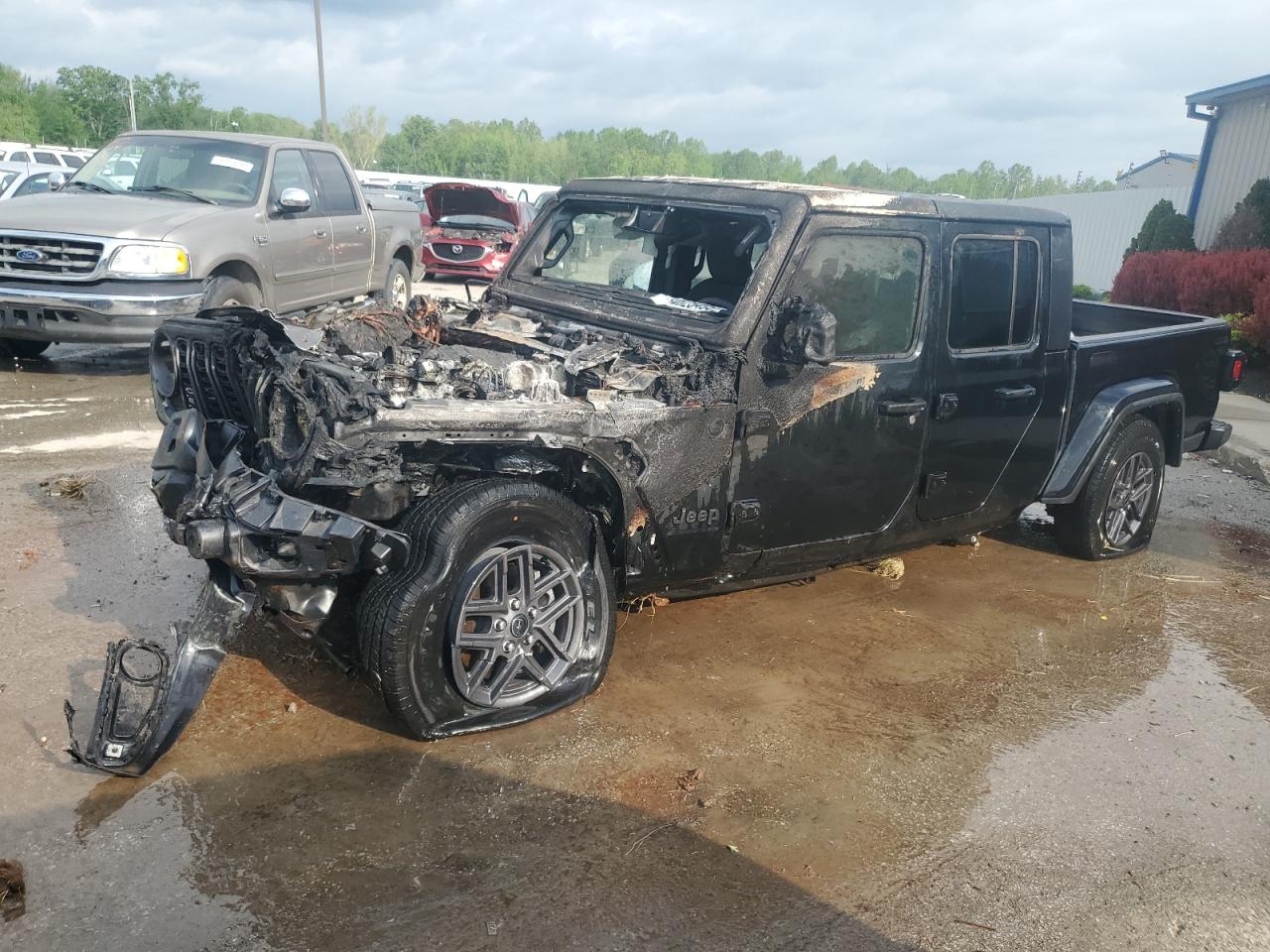 Louisville, KY에서 판매 중인 2024 Jeep Gladiator Sport - Burn - Engine
