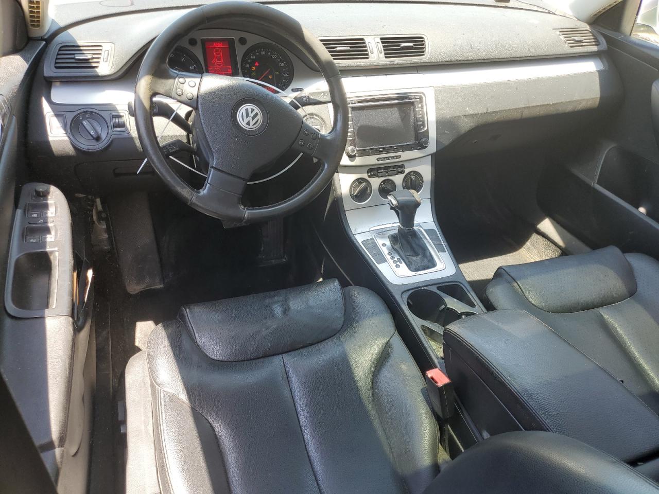 2008 Volkswagen Passat Komfort VIN: WVWAK73C88P047924 Lot: 56457275