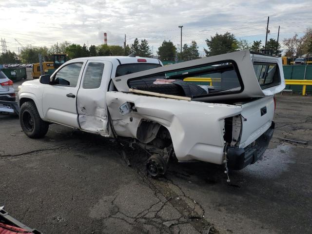 Pickups TOYOTA TACOMA 2017 Biały