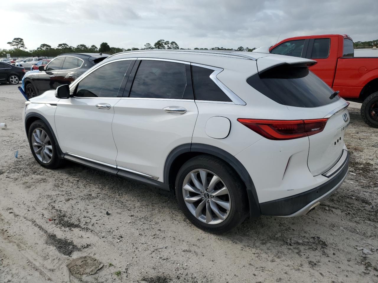 2019 Infiniti QX50 - Image 2