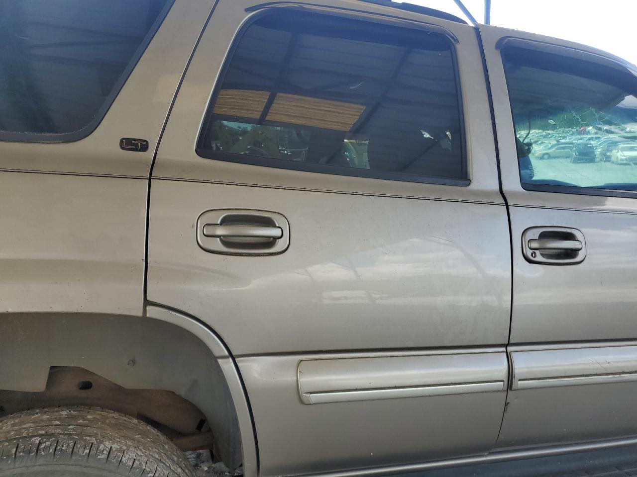 2003 Chevrolet Tahoe C1500 VIN: 1GNEC13Z43R219564 Lot: 56741915