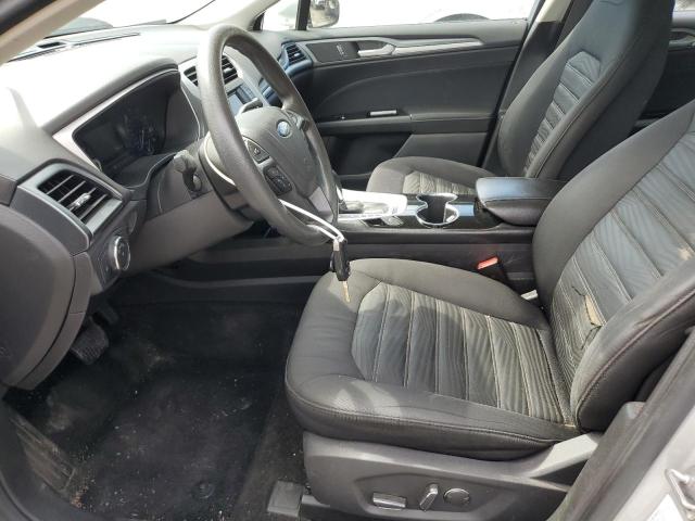Седани FORD FUSION 2016 Сріблястий