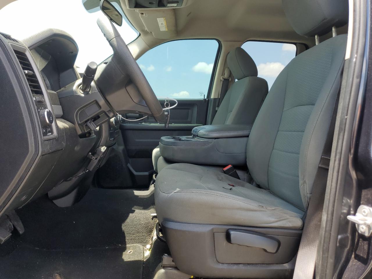 2019 Ram 1500 Classic Tradesman VIN: 1C6RR6FT6KS552330 Lot: 56380025