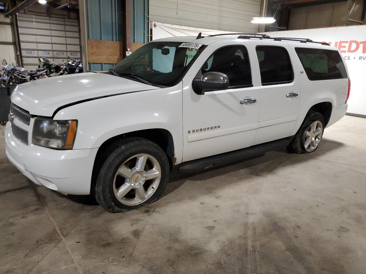 2008 Chevrolet Suburban K1500 Ls for Sale in Eldridge, IA - Minor Dent/Scratches